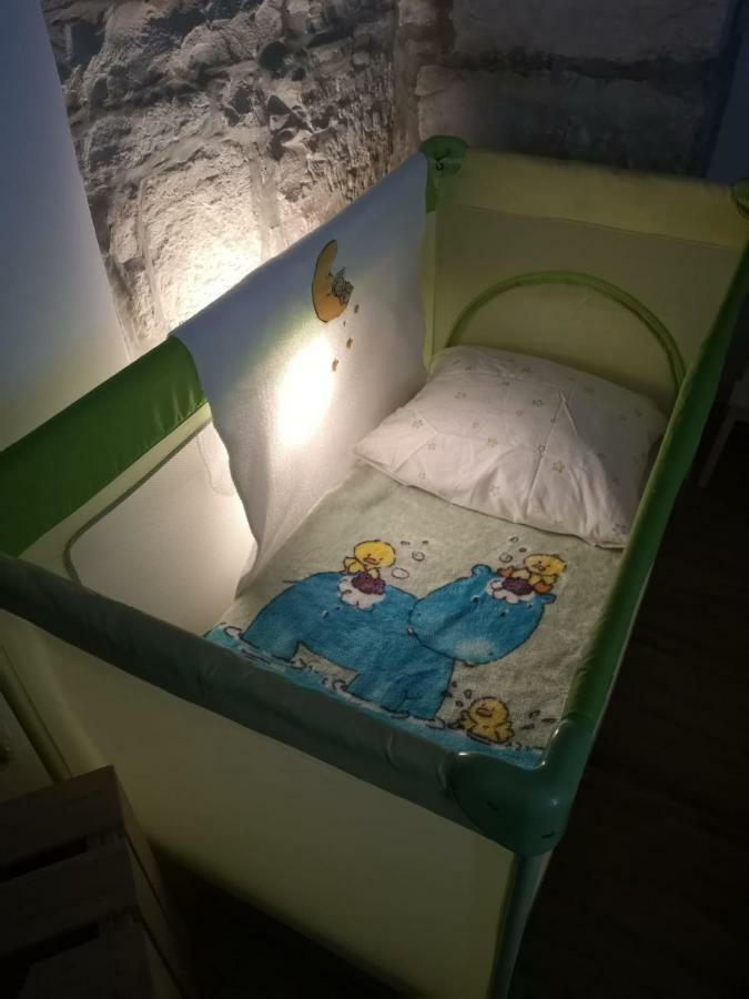 Amfora Deluxe Studio Пула Екстериор снимка